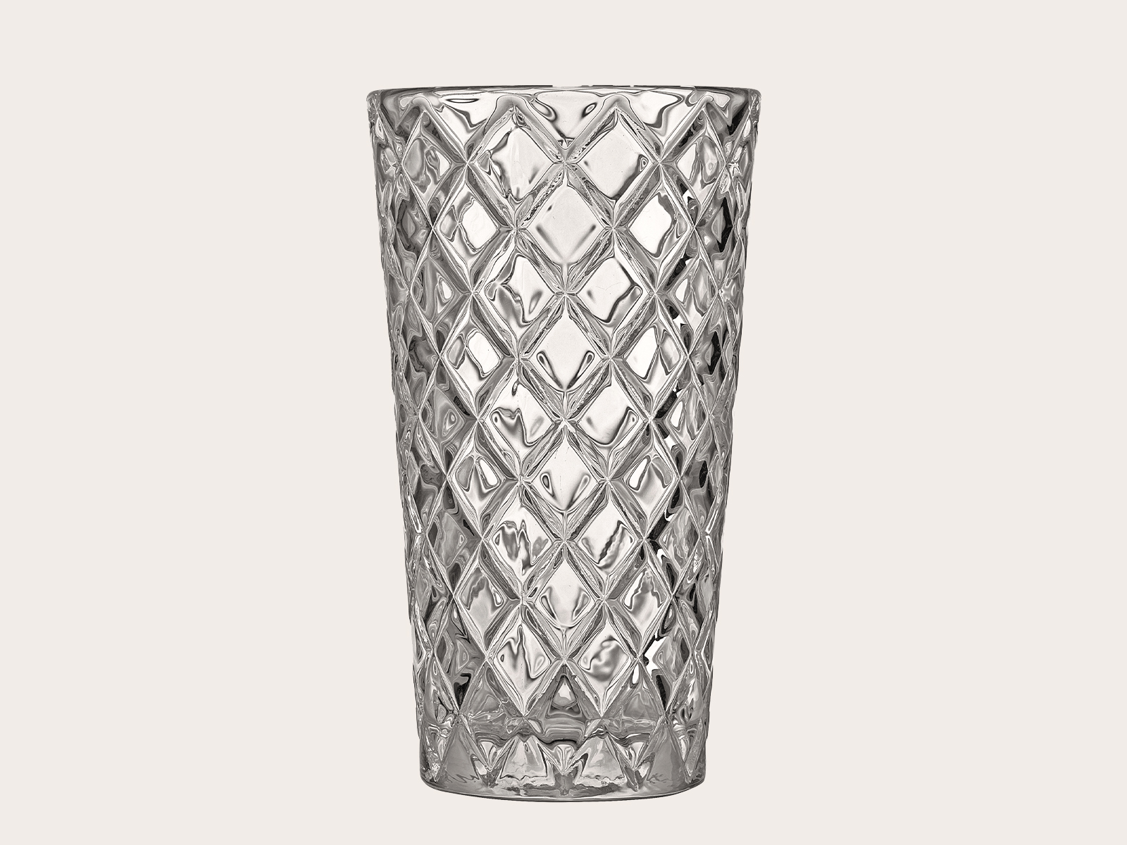 01 — Diamond Pattern