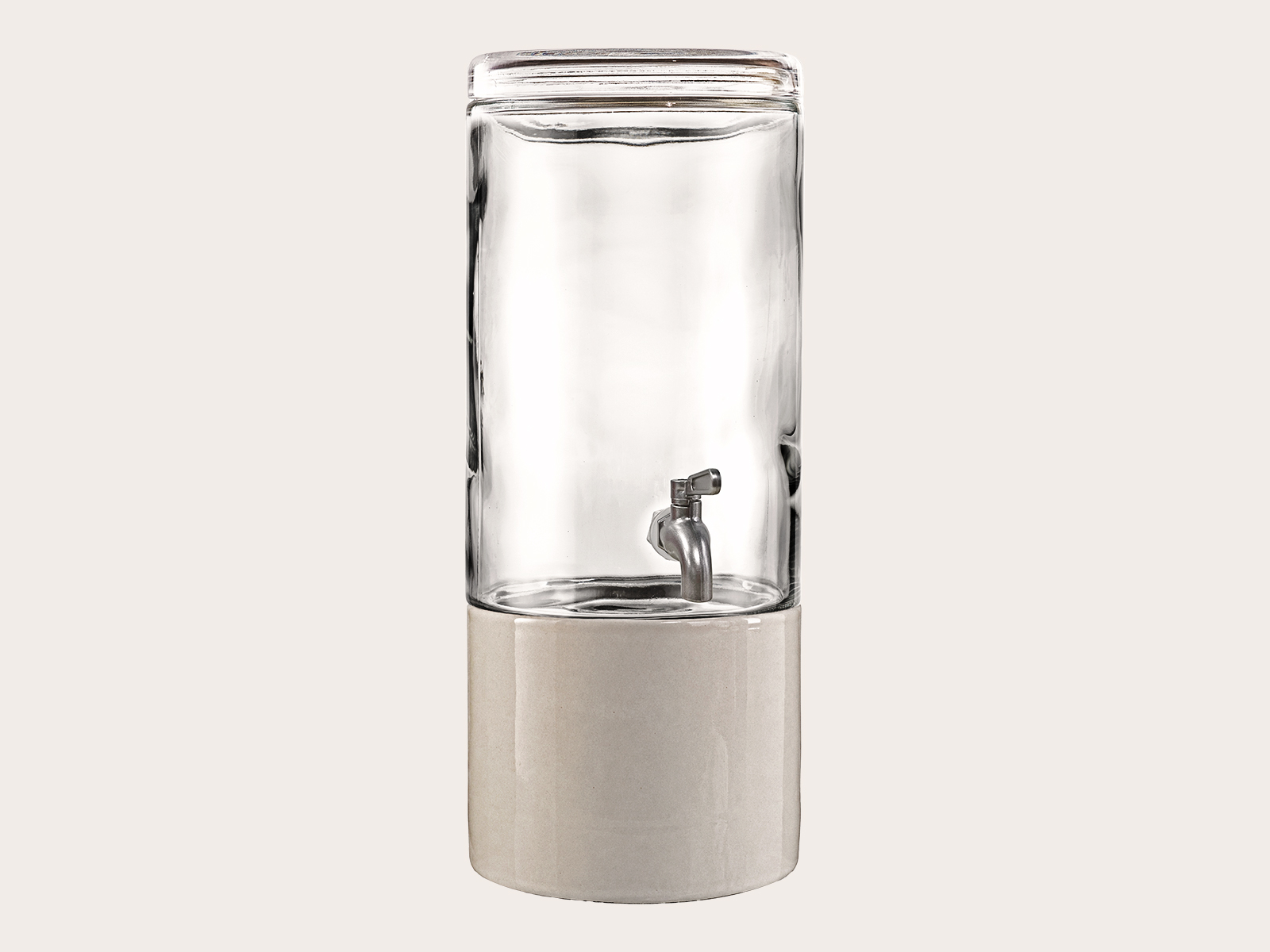01 — Ceramic Pedestal Base
